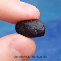 Australite - Tektite - Complete Individual - 2g - Australia (Charlotte Waters, SA)