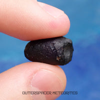 Australite - Tektite - Complete Individual - 2g - Australia (Charlotte Waters, SA)