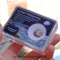 Bechar 003 - Brecha feldespática lunar - Fragmento - 1,88 g - Argelia
