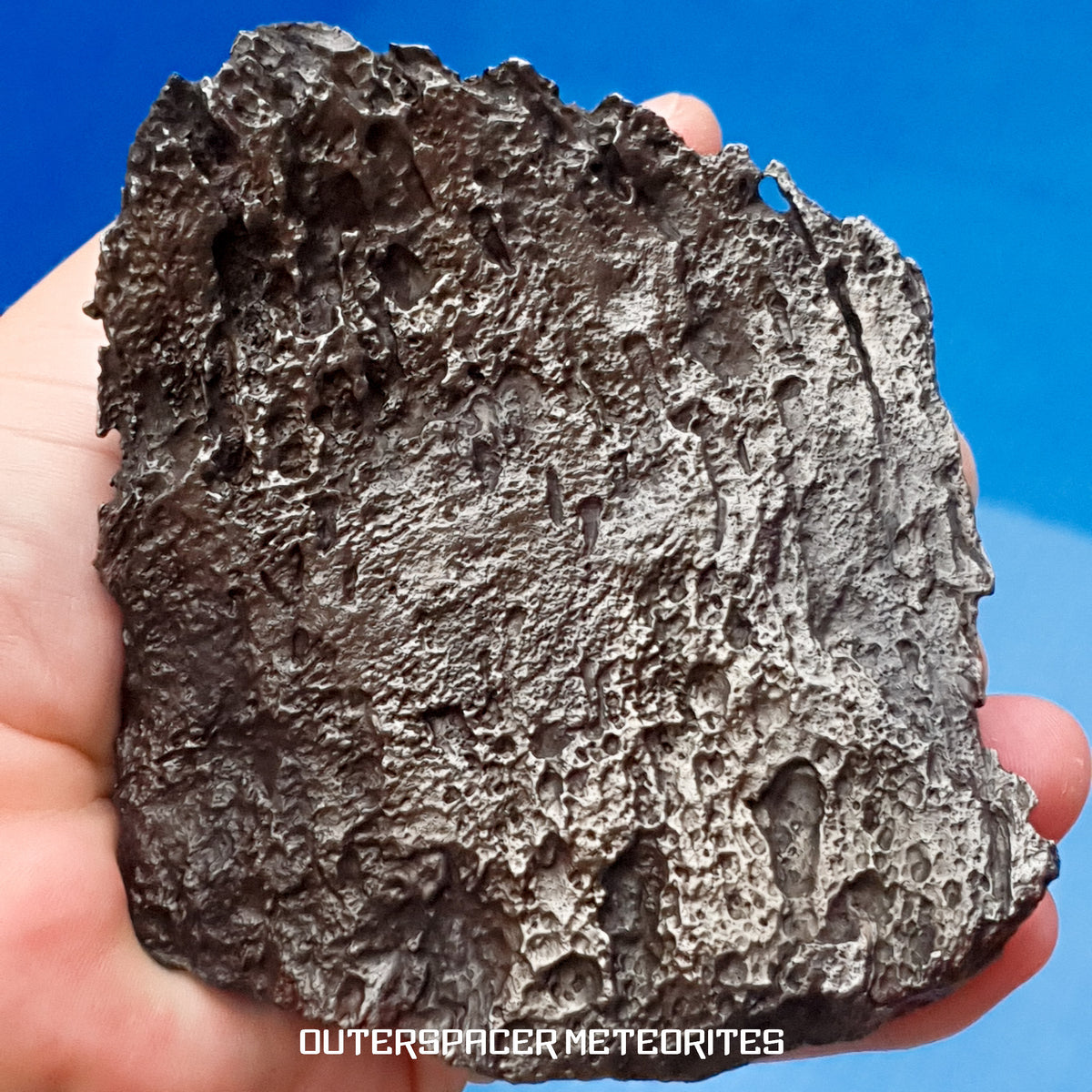 Dronino - Iron, Ungrouped (Ataxite) - Complete Individual - 1551g - Russia (Ryazan)