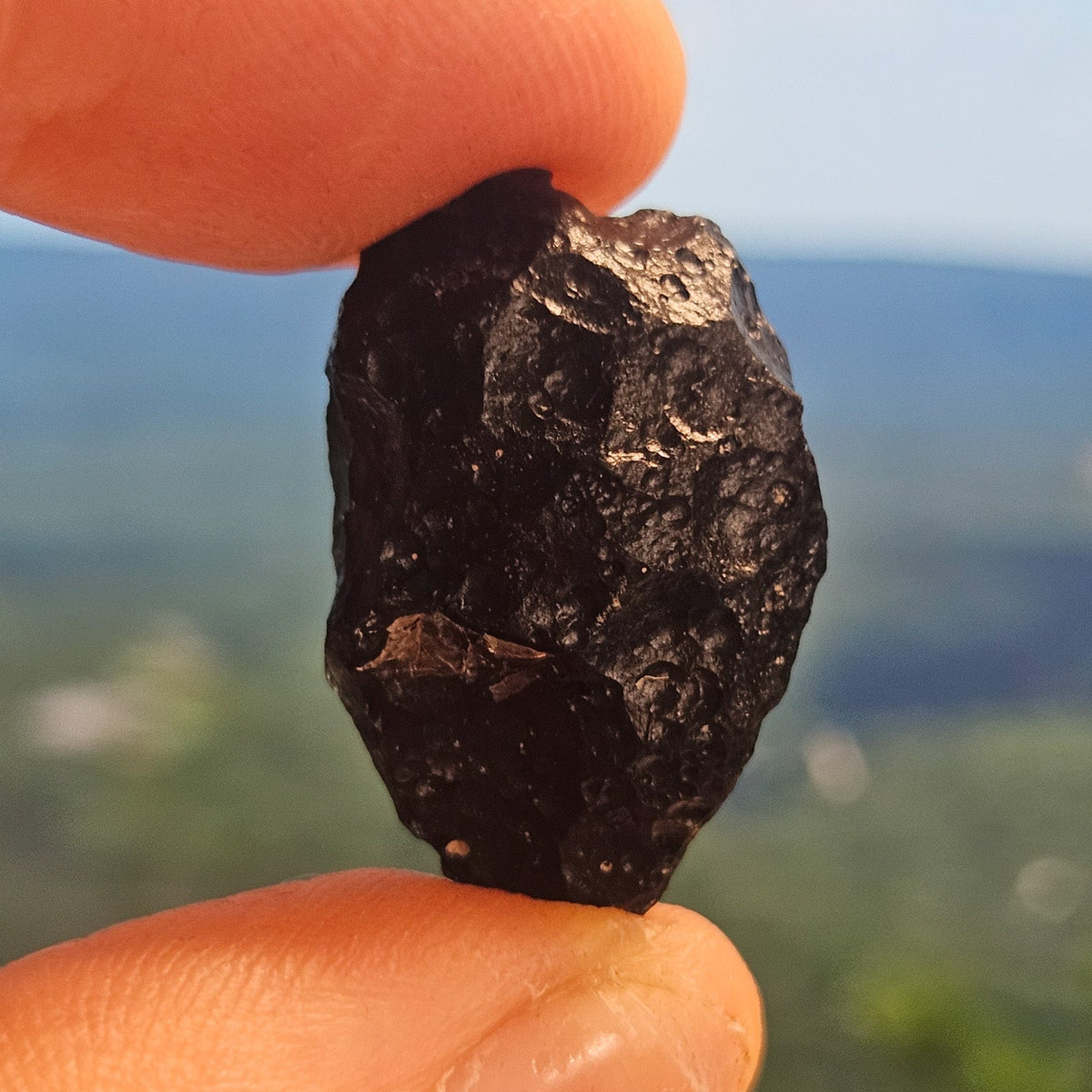 Geraisite - Tectite - Spécimen complet - 26.41g - Brésil (Minas Gerais)