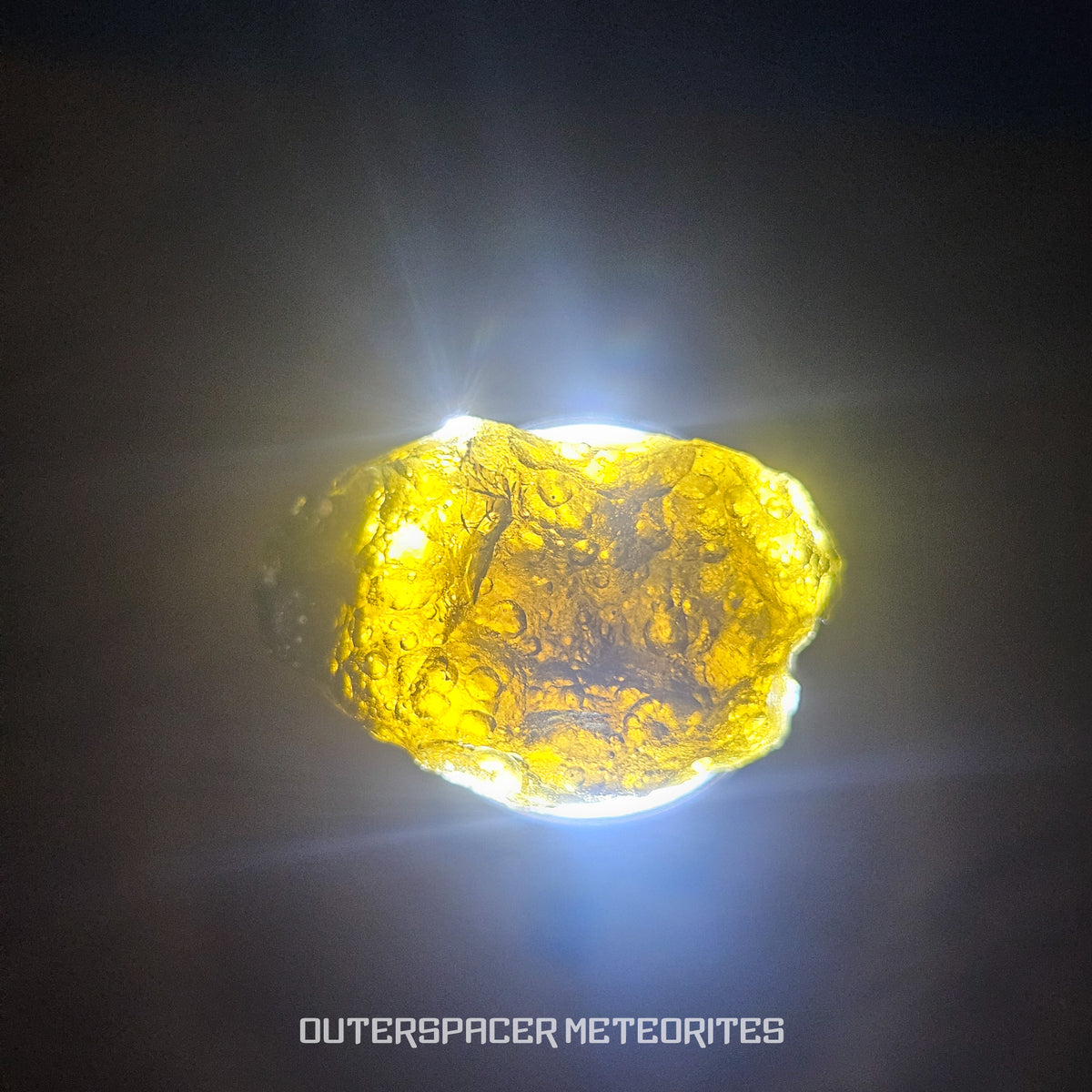 Geraisite - Tectite - Spécimen complet - 26.41g - Brésil (Minas Gerais)