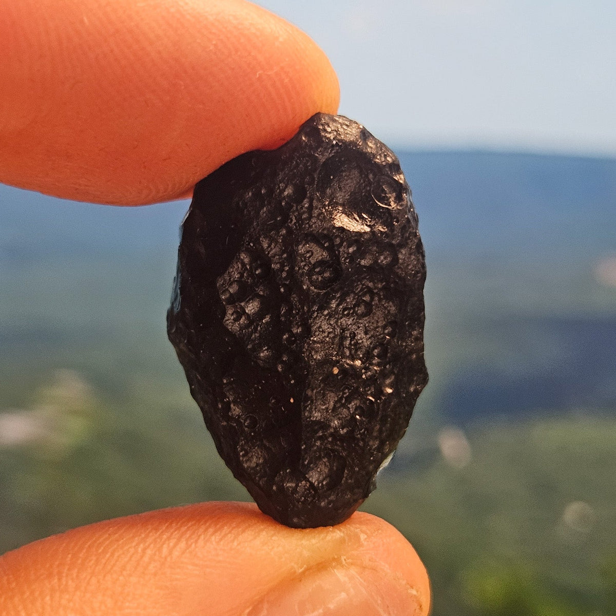 Geraisite - Tectite - Spécimen complet - 26.41g - Brésil (Minas Gerais)