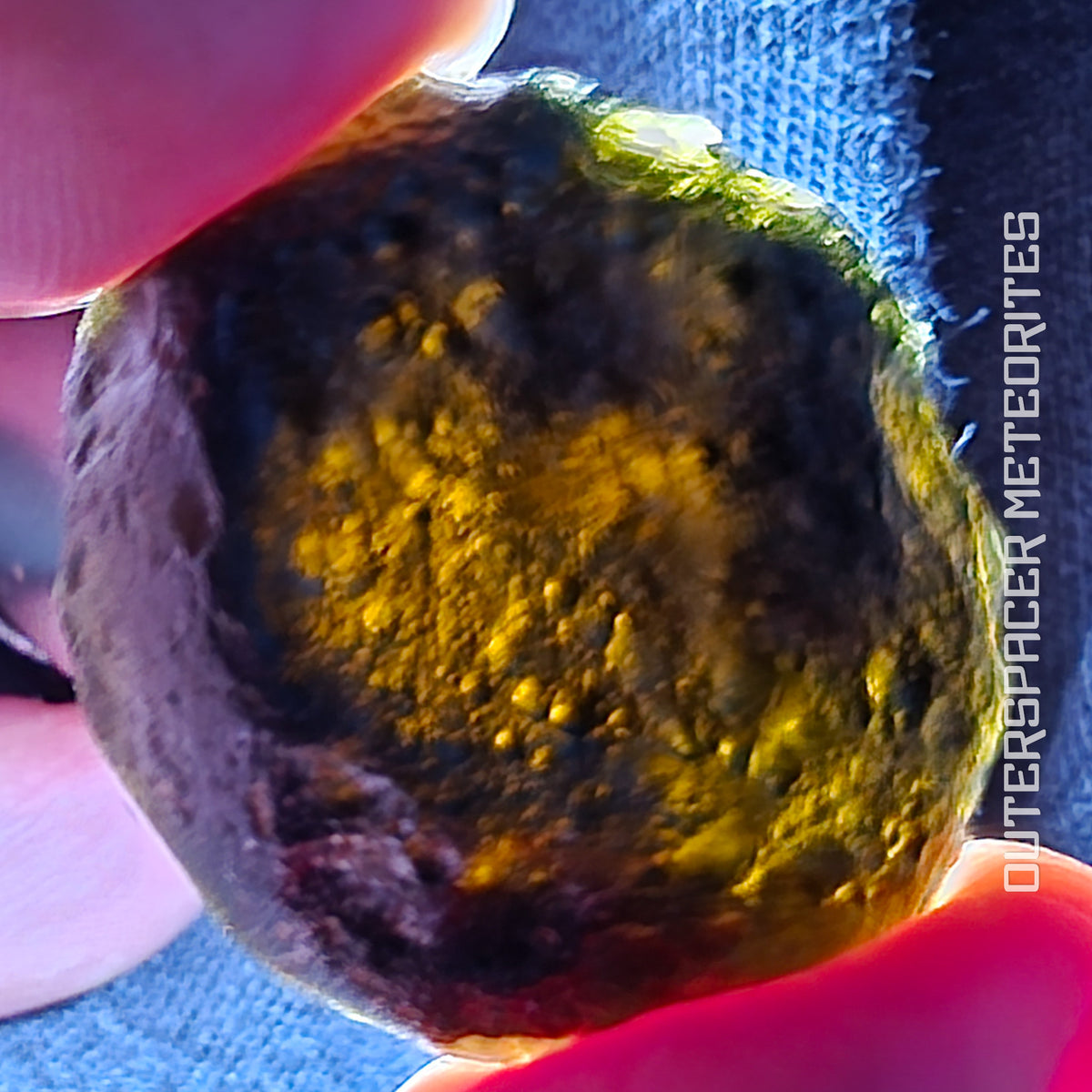 Geraisite - Tektite - Complete Individual - 17.95g - Brazil (Minas Gerias)
