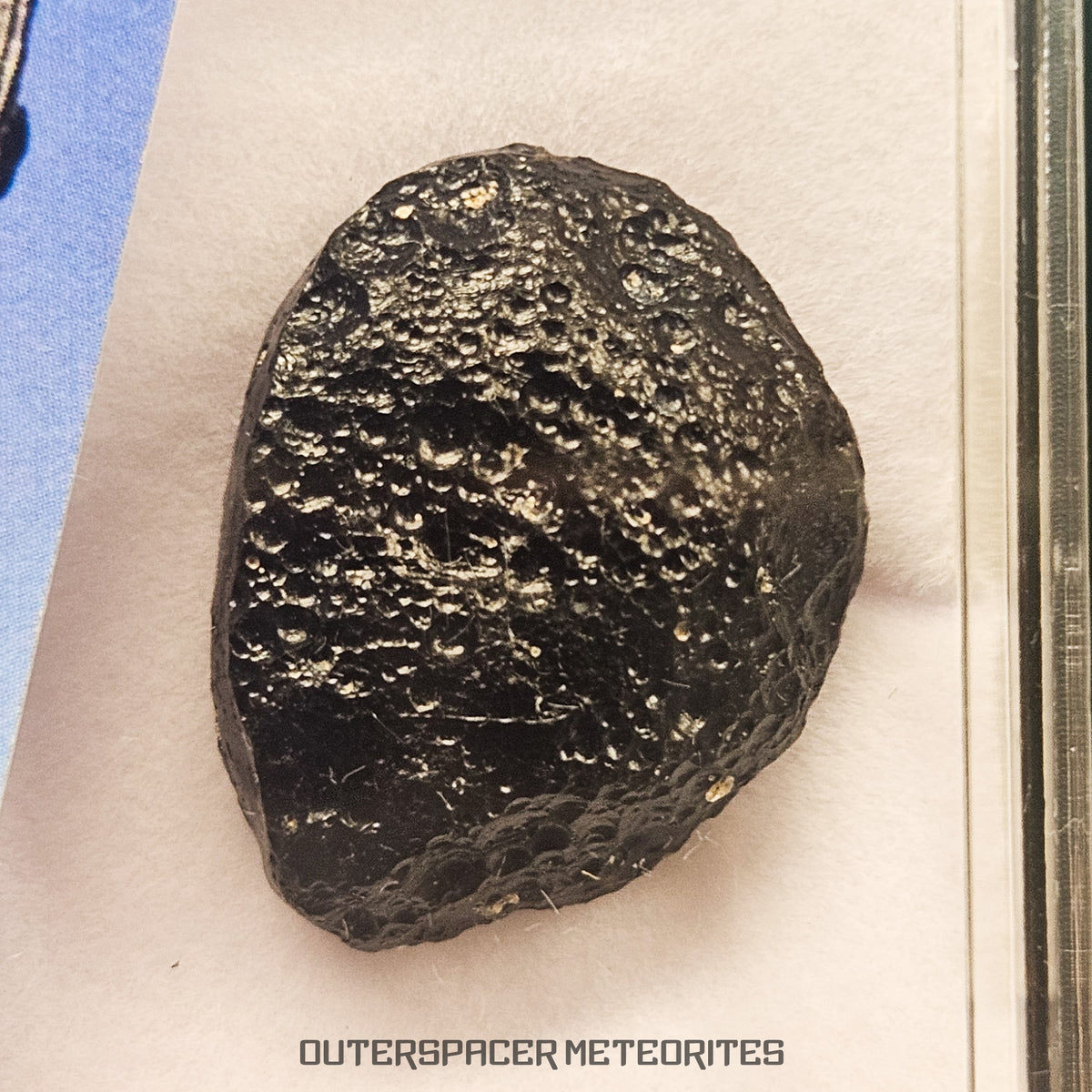 Geraisita - Tectita - Ejemplar completo - 9,32g - Brasil (Minas Gerais)