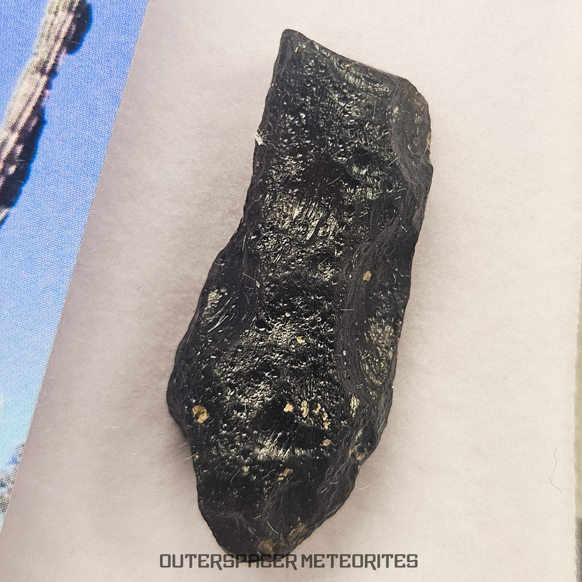 Geraisita - Tectita - Ejemplar Completo - 5.72g - Brasil (Minas Gerais)