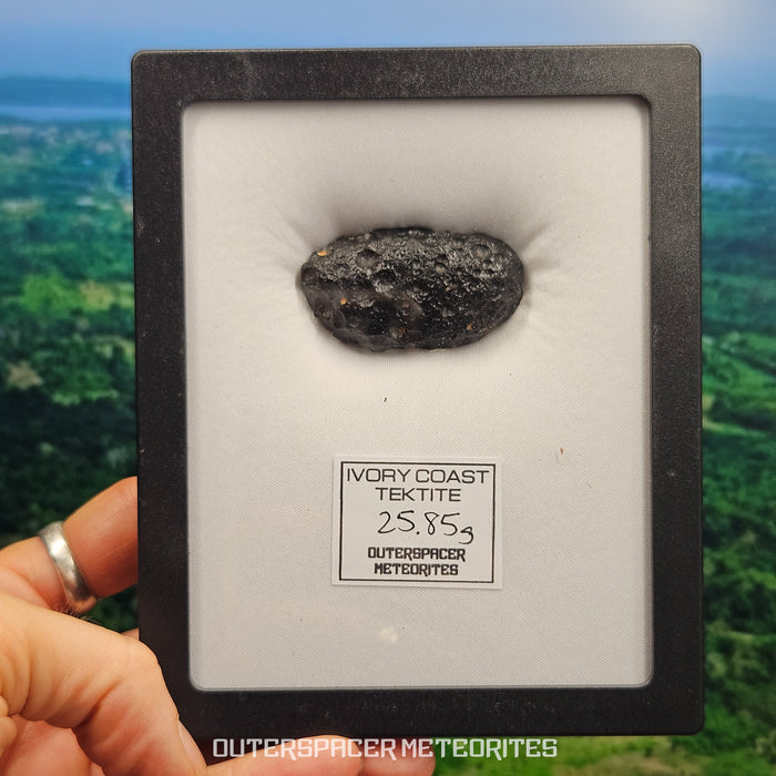 Ivory Coast Tektite (Ivoryite) - Complete Individual - 25.85g - Côte d'Ivoire