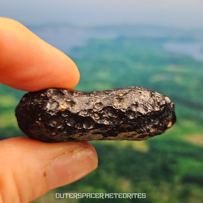 Ivory Coast Tektite (Ivoryite) - Complete Individual - 25.85g - Côte d'Ivoire