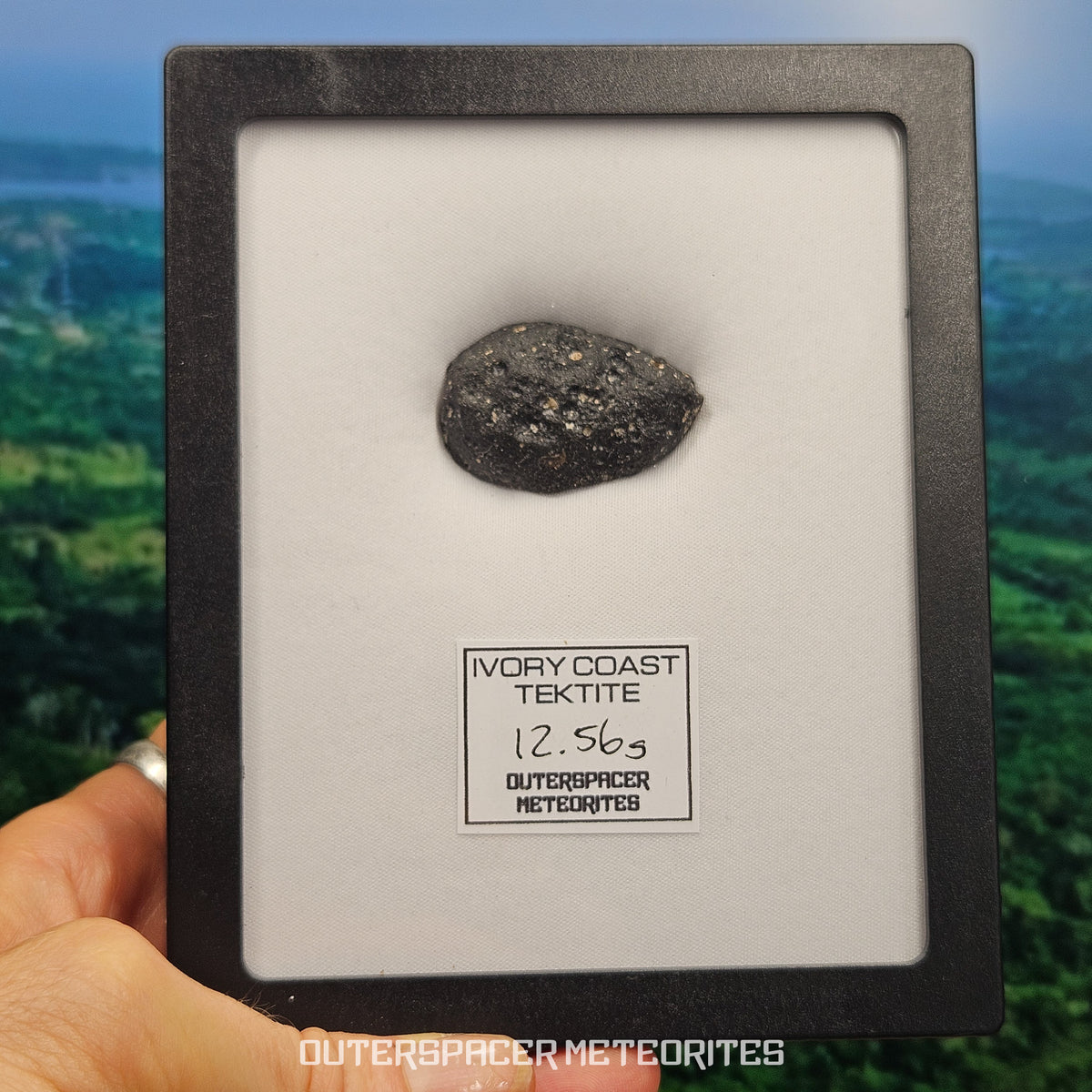 Tectita de Costa de Marfil (Ivoryita) - Individuo Completo - 8.1g - Costa de Marfil