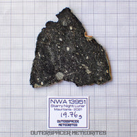 NWA 13951 (alias. Lunaire Nuit Étoilée) - Brèche Feldspathique Lunaire - Tranche Complète - 19.76g - Mauritanie