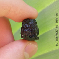 MOLDAVITE - TECTITE - Spécimen entier - 7,28g - République Tchèque (Besednice sever)