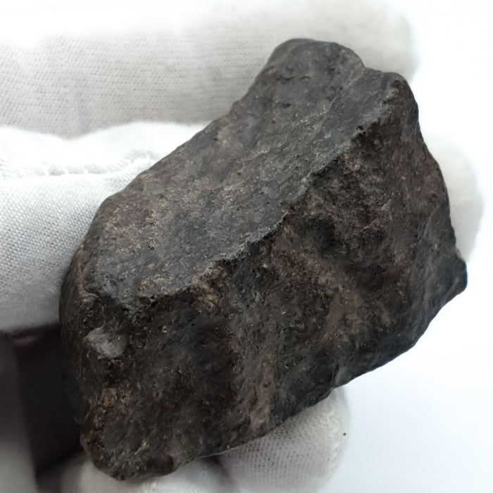 NWA*** (Sin clasificar) - Condrita ordinaria - Individuo completo - 80,4g - África del Noroeste