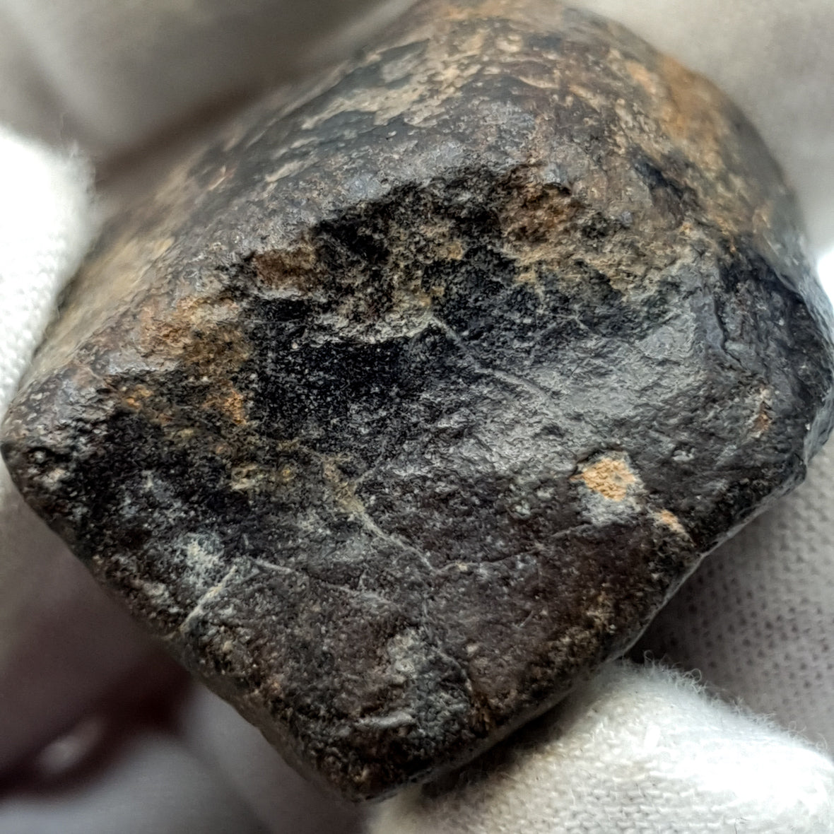 NWA*** (Sin clasificar) - Condrita Ordinaria - Ejemplar Completo - 50.4g - Noroeste de África