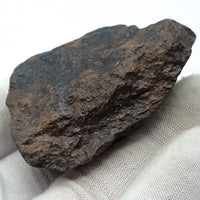 NWA*** (Non classé) - Chondrite ordinaire - Individu complet - 121,9g - Afrique du Nord-Ouest