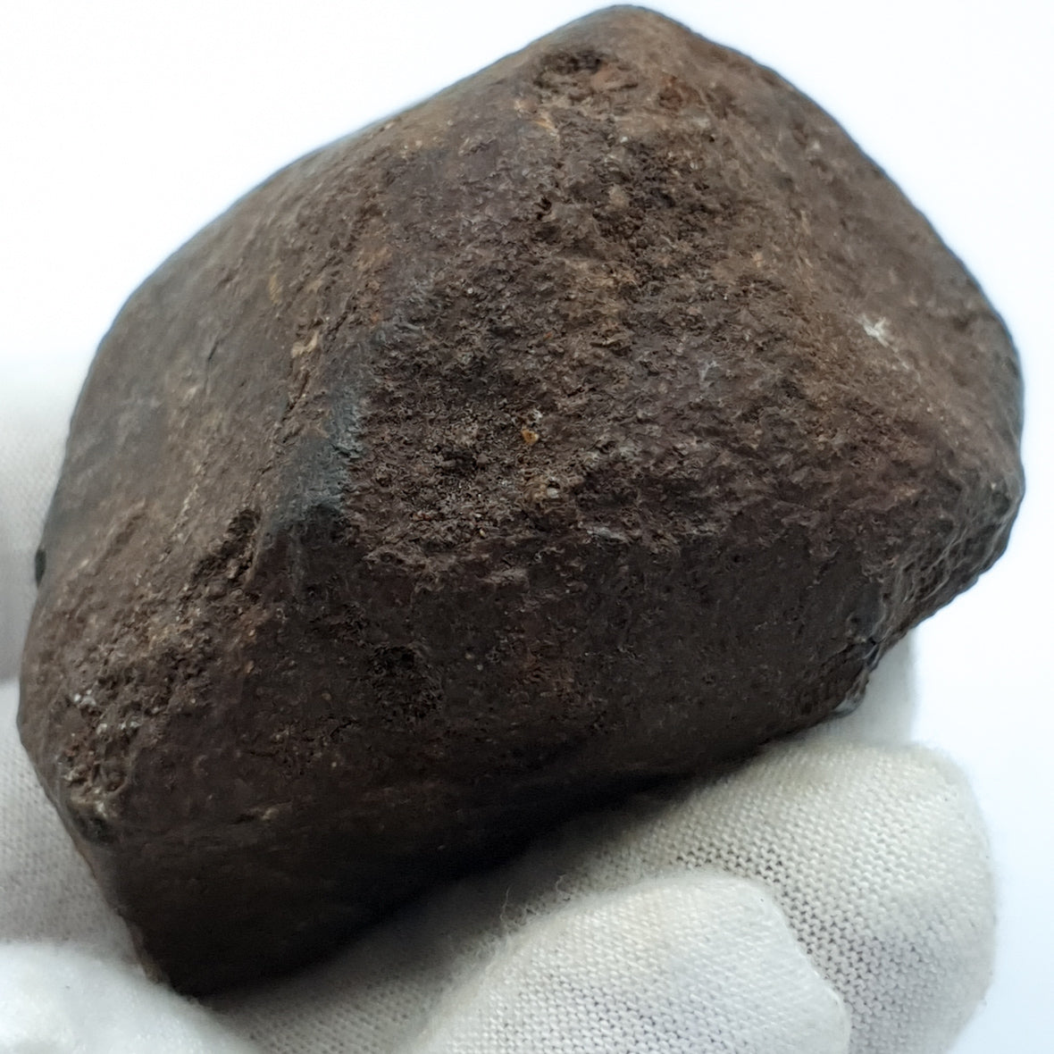 NWA*** (Sin clasificar) - Condrita ordinaria - Individuo completo - 178,5g - África del Noroeste