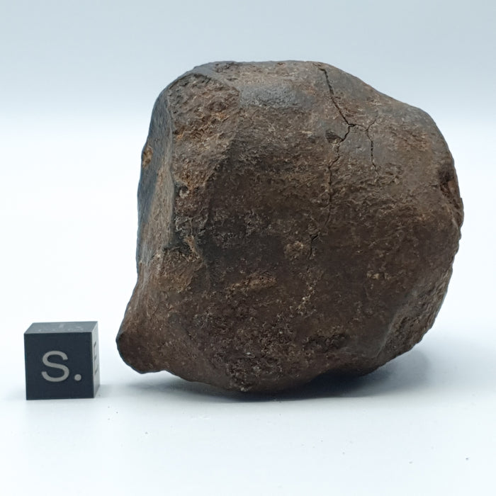 NWA*** (Sin clasificar) - Condrita ordinaria - Individuo completo - 178,5g - África del Noroeste