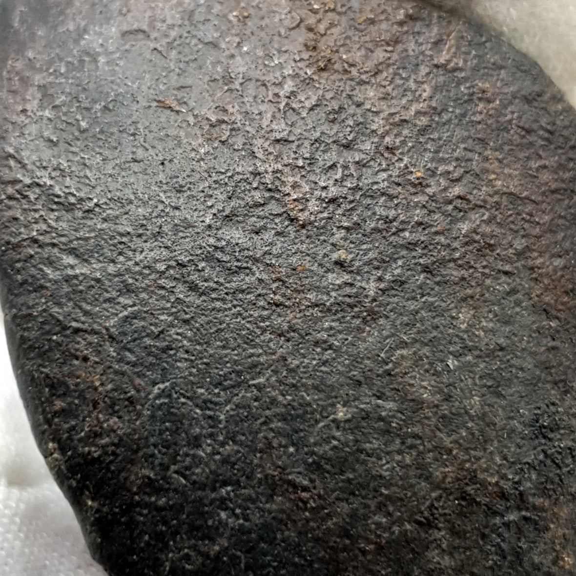 NWA*** (Non classé) - Chondrite ordinaire - Individu complet - 27,9g - Afrique du Nord-Ouest