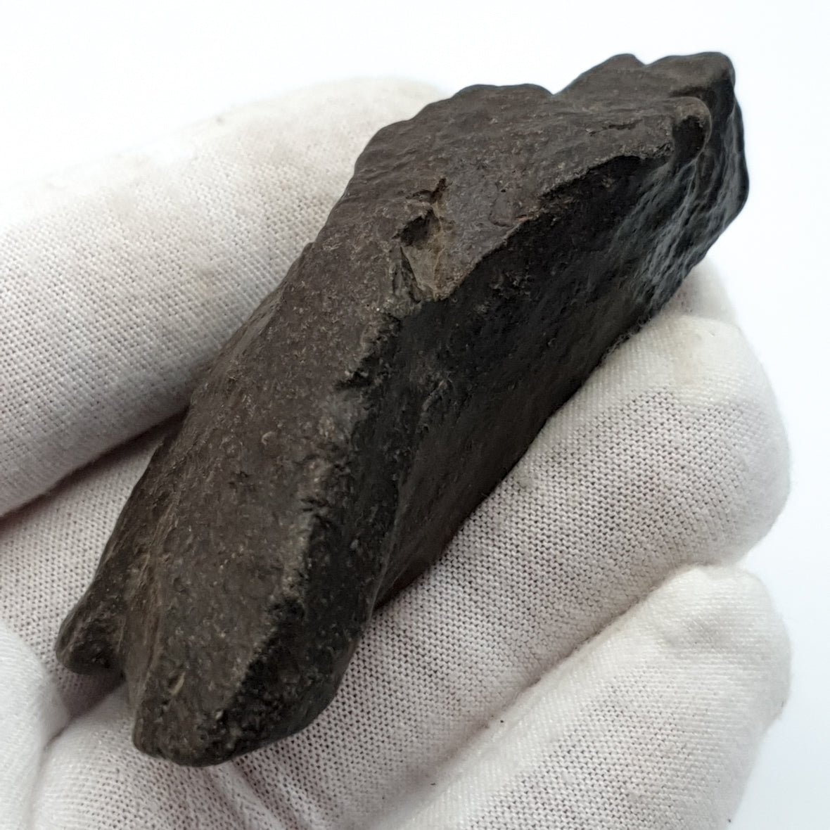NWA*** (Sin clasificar) - Condrita Ordinaria - Ejemplar Completo - 90.6g - África del Noroeste