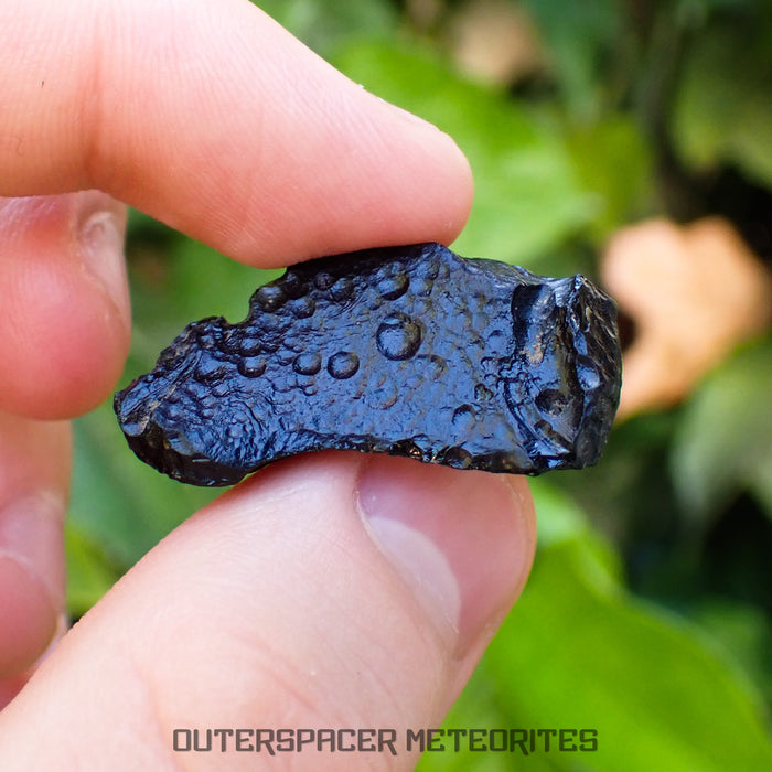 Philippinite - Tektite - Complete Individual - 6.85g - Philippines (Barangay Awile, Anda Island)