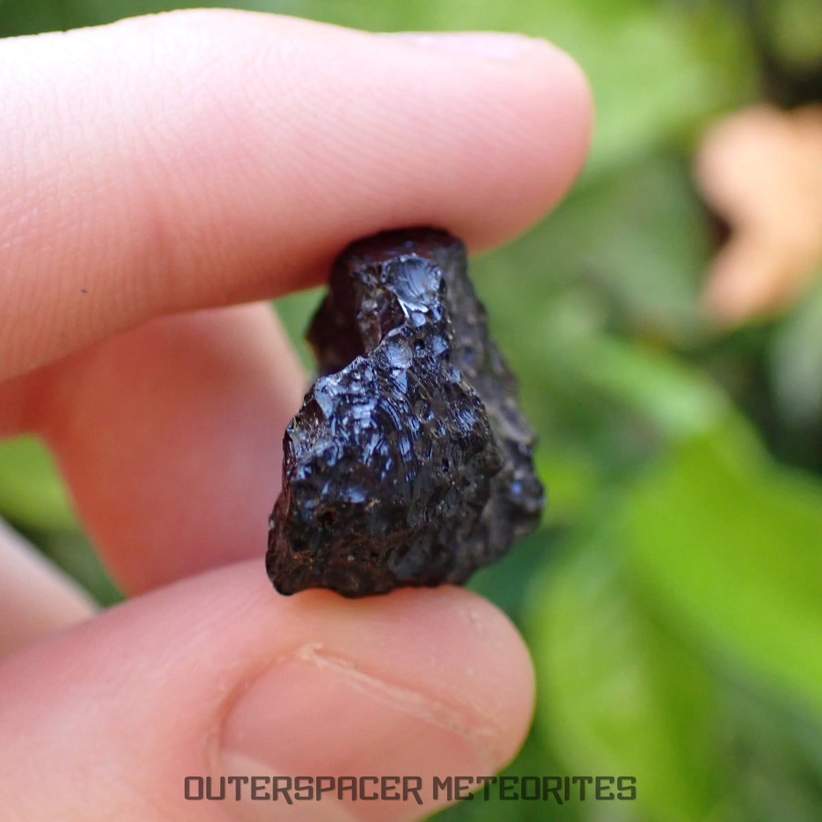 Philippinite - Tektite - Complete Individual - 5.5g - Philippines (Barangay Awile, Anda Island)