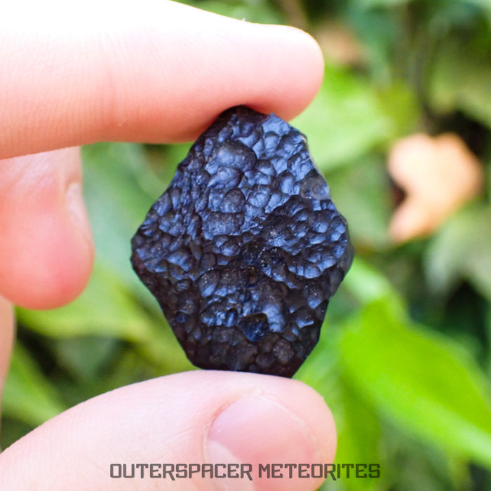 Philippinite - Tektite - Complete Individual - 6.6g - Philippines (Barangay Awile, Anda Island)