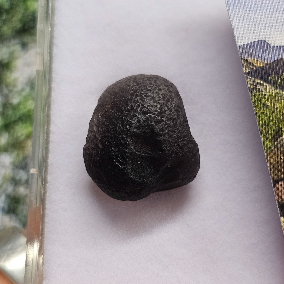 Saffordita - Obsidiana - Ejemplar individual completo - 4.31g - EE. UU. (Nuevo México)