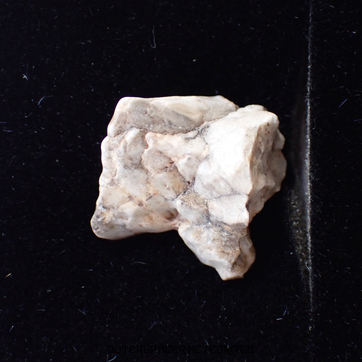Sebkha el Melah 001 - Aubrite (Enstatite Crystal) - Complete Individual - 3.62 g - Mali