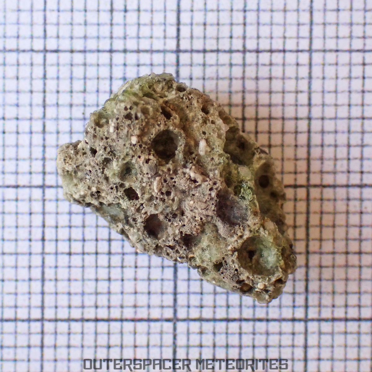 Trinitite (aussi appelé Atomsite ou verre d'Alamogordo) - Verre fondu de bombe atomique - Spécimen individuel complet - 1,3g - USA (Nouveau-Mexique)