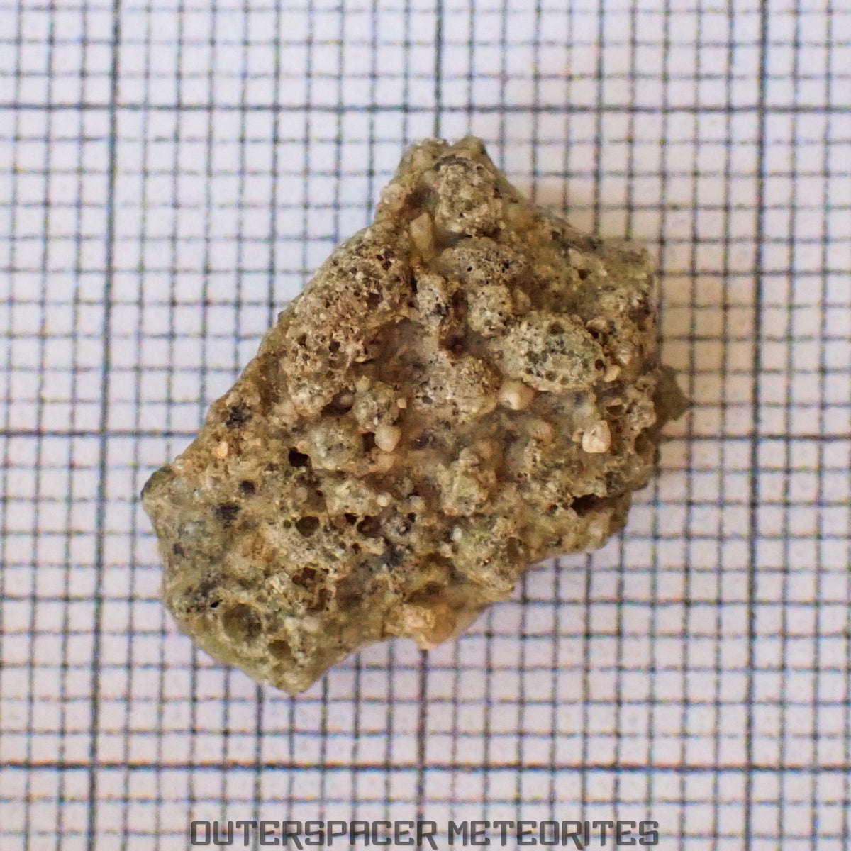 Trinitite (ou Atomsite ou Verre d'Alamogordo) - Verre de fusion de bombe atomique - Spécimen complet - 1,36g - États-Unis (Nouveau-Mexique)