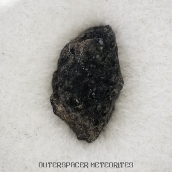 Winchcombe - CM2 Carbonaceous Chondrite - Fragment - 0.1343 g - England (Gloucestershire)
