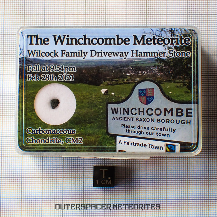 Winchcombe - CM2 Carbonaceous Chondrite (Fusion Crust 1 Side approx. 40%) - 0.0385 g - England (Gloucestershire)