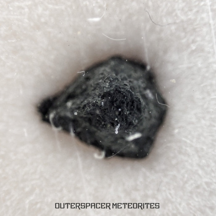 Winchcombe - CM2 Carbonaceous Chondrite - Fragment - 0.0831 g - England (Gloucestershire)